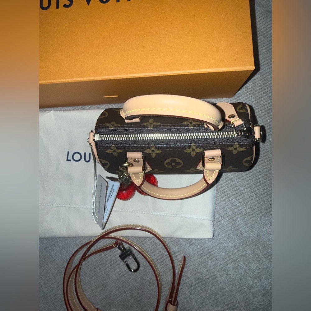 🆕 🔥 Louis Vuitton Nano Speedy - Picture 9 of 9